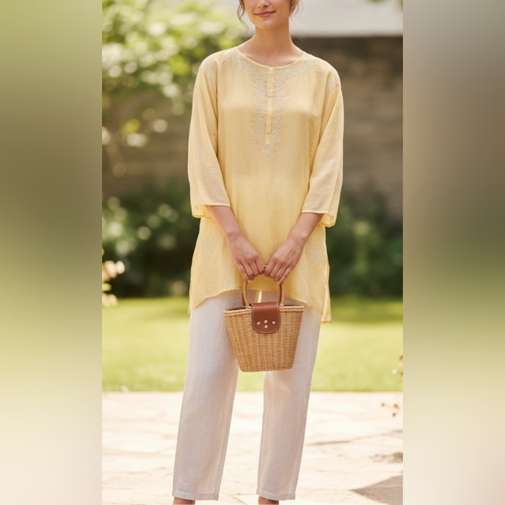 Vintage Old Navy 100% Silk Butter Yellow Tunic Blouse Embroidered Size L